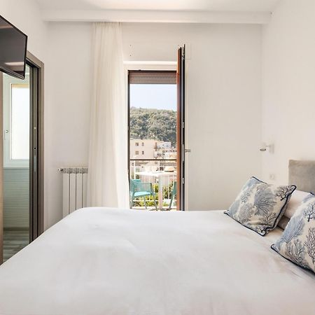 Yourhome - Maison Degli Aranci Sorrento Bagian luar foto