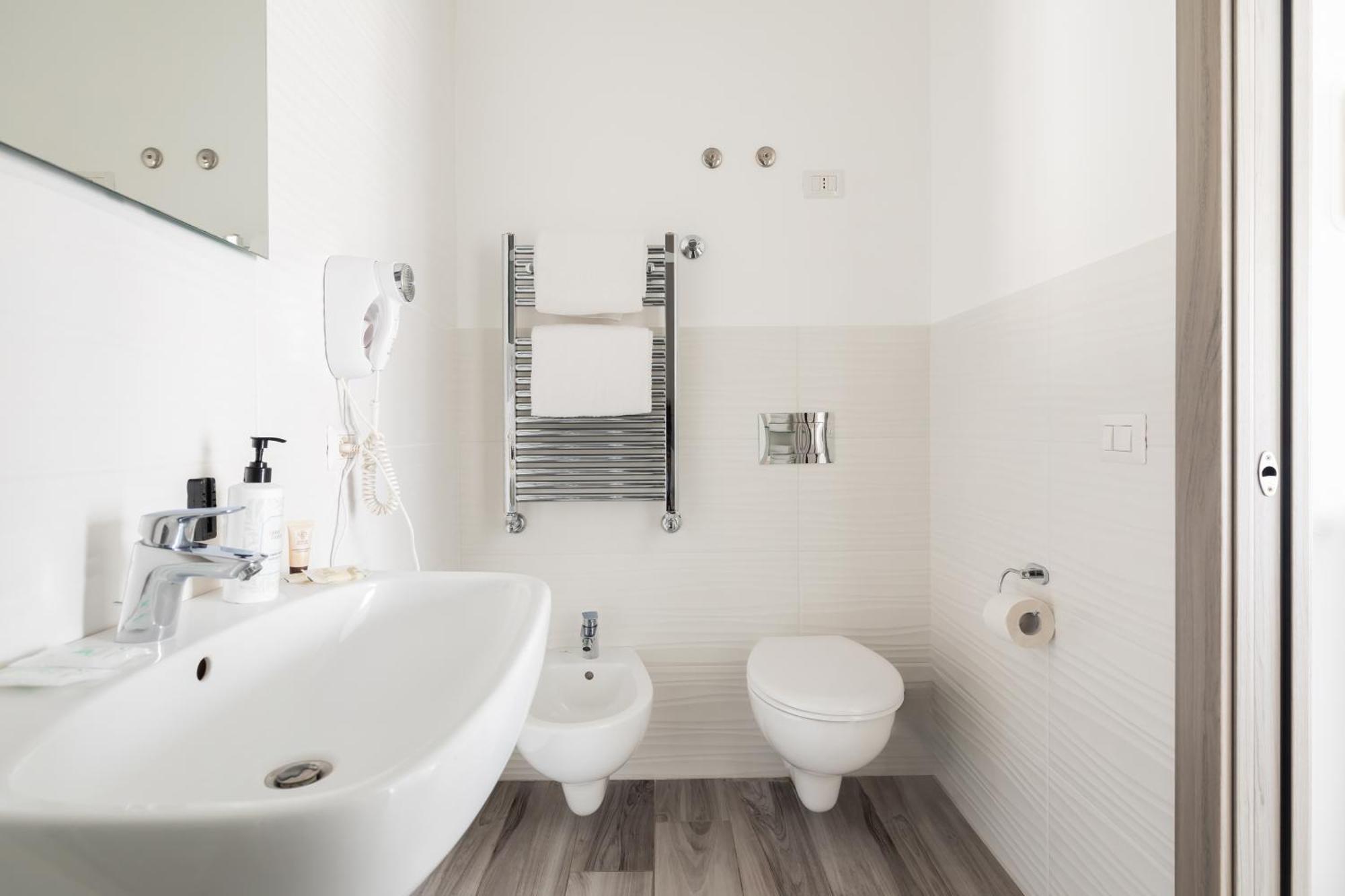 Yourhome - Maison Degli Aranci Sorrento Bagian luar foto